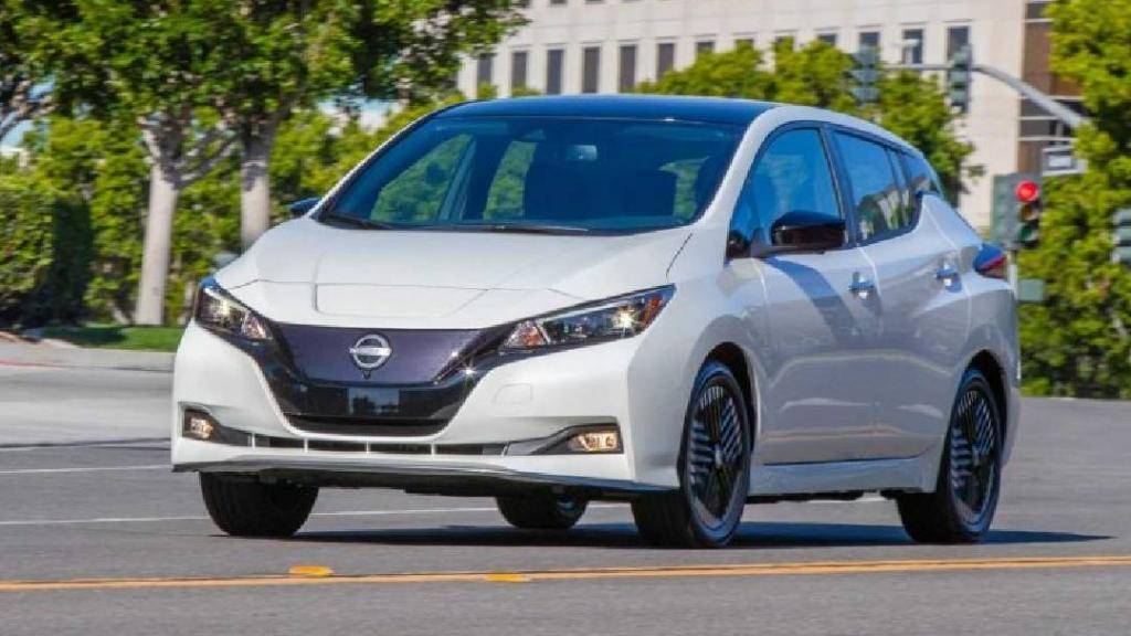 ارقام سكراب السالمي نيسان ليف