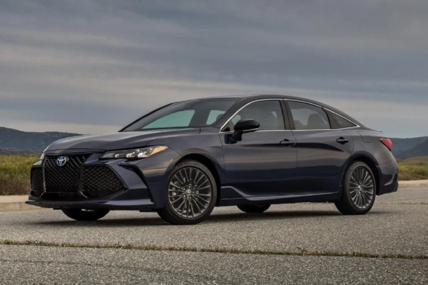 قطع غيار تويوتا افالون