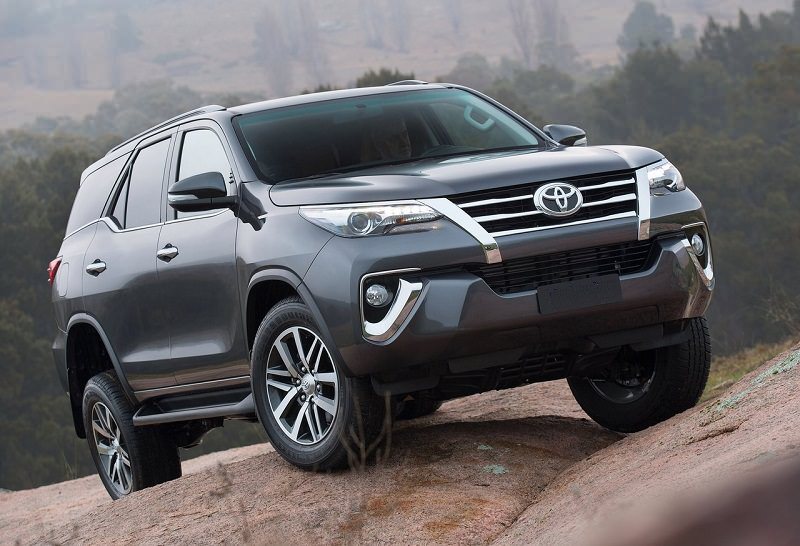 قطع غيار تويوتا فورتشنر